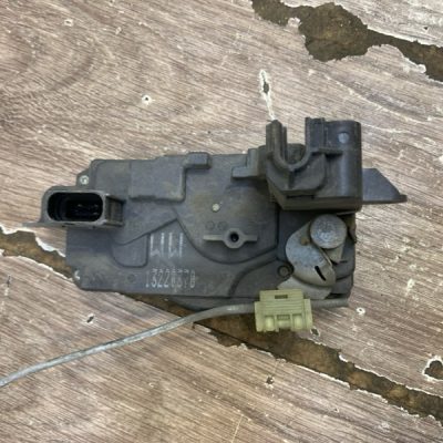 Замок двери Opel Astra H 2007 Z18XER 1.8 хетчбэк 3дв., Перед., Прав. - изображение 6