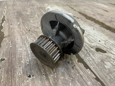 Помпа Opel Astra G Z18XE1 универсал