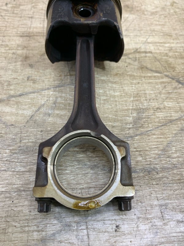 Поршень Ford Fusion 2008 FXJB