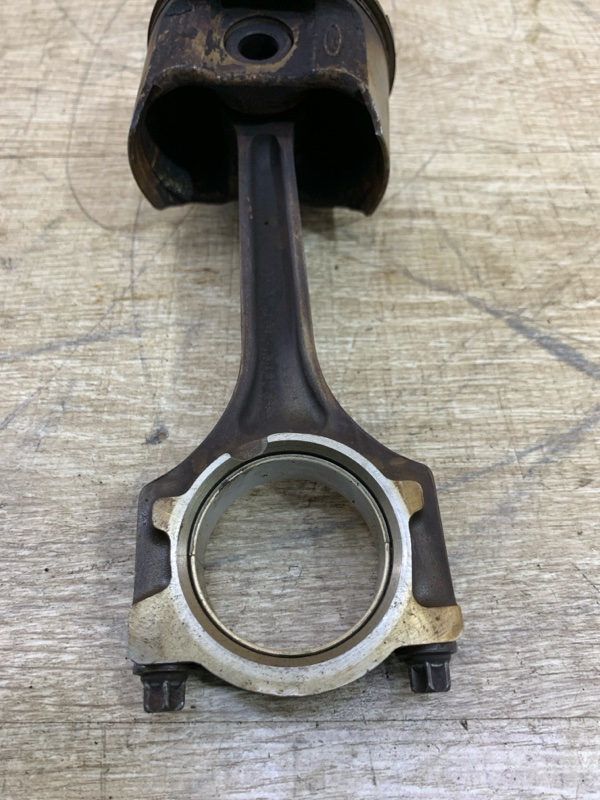 Поршень Ford Fusion 2008 FXJB
