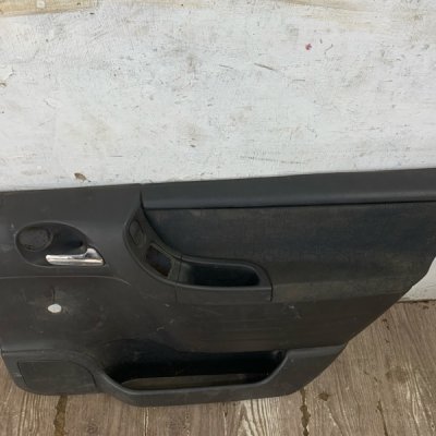 Обшивка двери Opel Zafira A 2000 минивен X20DTH 2.0 Задн. Прав. - изображение 3