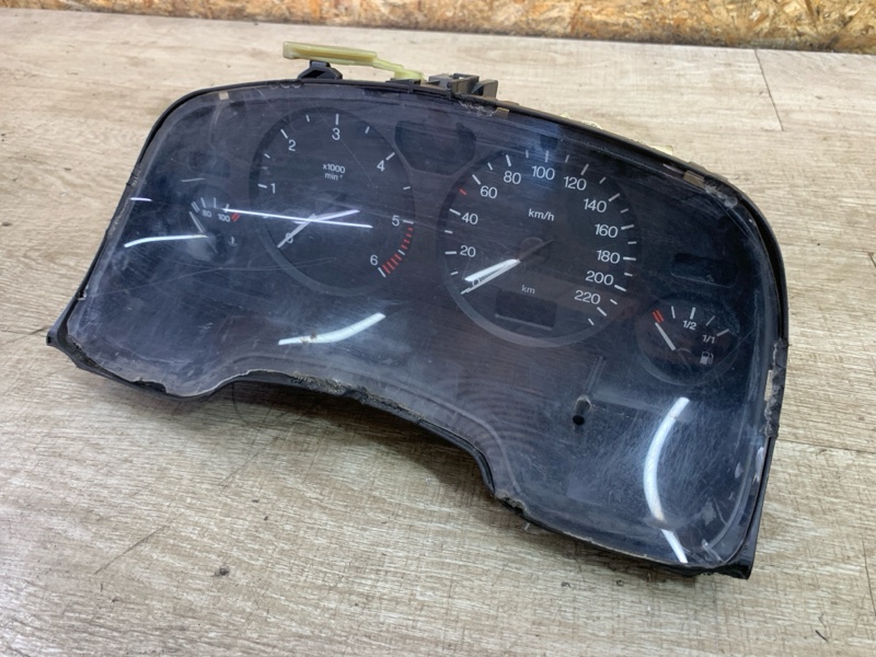 Панель приборов Opel Zafira A 2000 минивен X20DTH 2.0