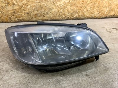 Фара Opel Zafira A 2000 X20DTH 2.0 минивен, Прав.