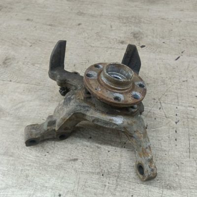 Поворотный кулак Opel Astra G 2001 Z16XE 1.6 универсал, Перед., Прав.