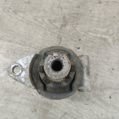 Подушка КПП Opel Astra G 2001 универсал Z16XE 1.6 Задн. - изображение 5