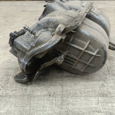 Коллектор впускной Opel Astra G 2001 универсал Z16XE 1.6 - изображение 7