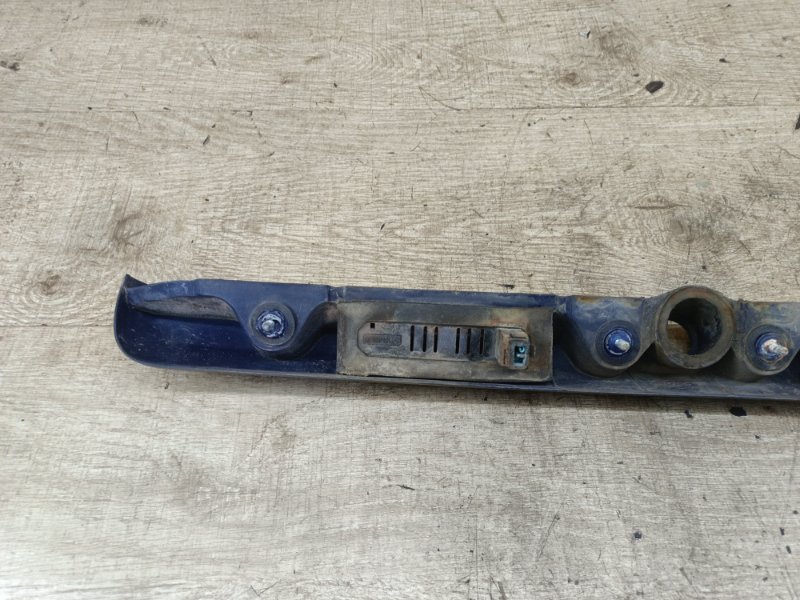 Накладка ручки крышки багажника Opel Astra G 2001 универсал Z16XE 1.6