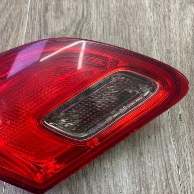 Фонарь крышки багажника Opel Astra J 2010 хетчбэк 5-ти дв., Задн., Лев. - изображение 3