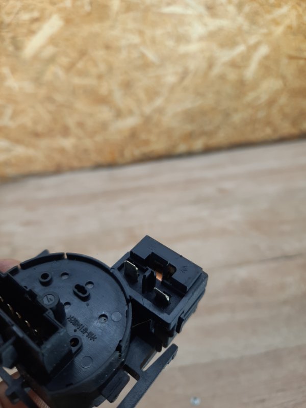 Контактная группа замка зажигания Opel Corsa C 2003 хетчбэк 3дв. Z14XE 1.4