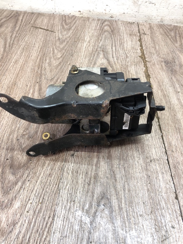 Блок abs Subaru Forester 2000 универсал EJ205