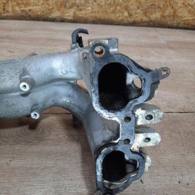 Коллектор впускной Subaru Forester 2000 универсал EJ205 - изображение 10