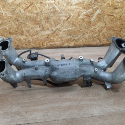 Коллектор впускной Subaru Forester 2000 универсал EJ205 - изображение 2