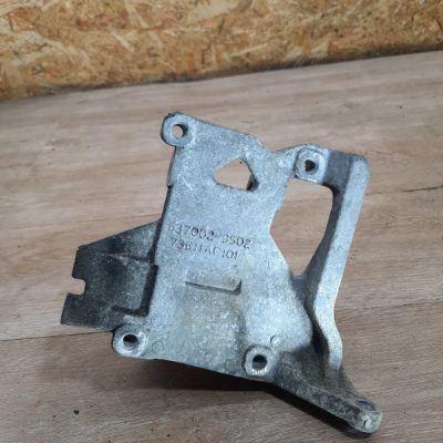 Кронштейн кондиционера Subaru Forester 2000 EJ205 универсал