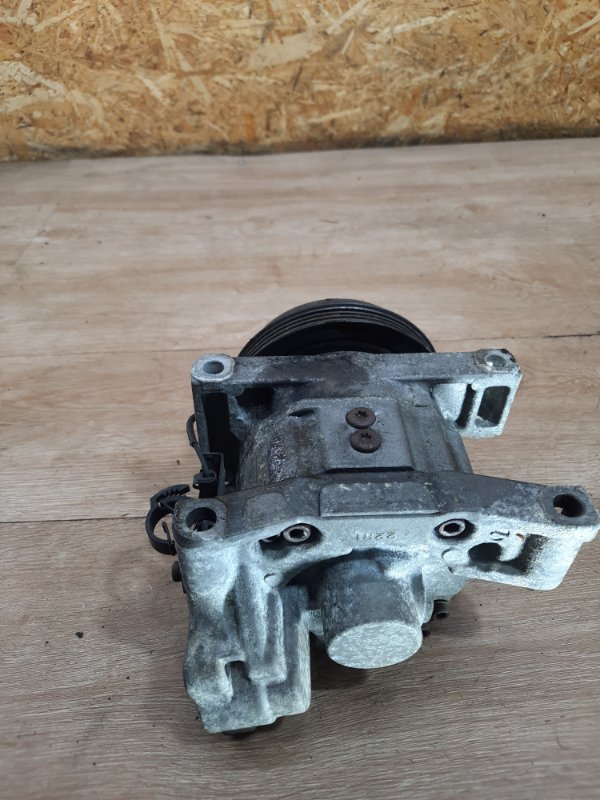 Компрессор кондиционера Subaru Forester 2000 универсал EJ205