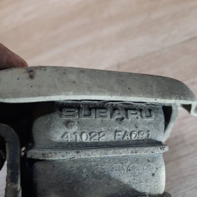 Подушка двигателя Subaru Forester 2000 универсал EJ205 Прав. - изображение 6