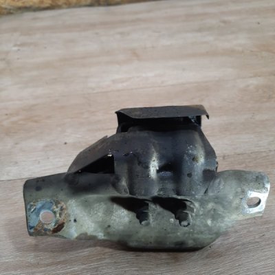 Подушка двигателя Subaru Forester 2000 универсал EJ205 Прав. - изображение 4