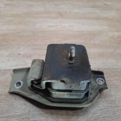 Подушка двигателя Subaru Forester 2000 EJ205 универсал, Лев.
