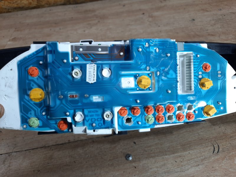 Панель приборов Opel Omega B 2002 седан Z22XE