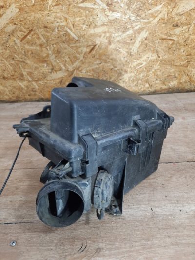 Корпус воздушного фильтра Volvo V70 2003 B5244S