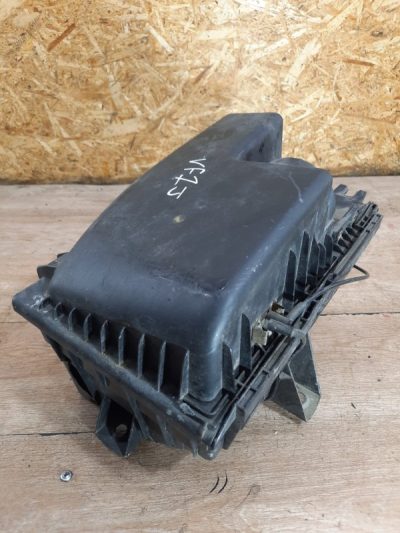 Корпус воздушного фильтра Volvo V70 2003 B5244S