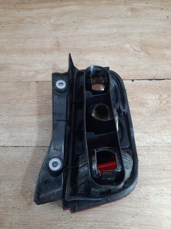Фонарь Nissan Micra 2003 хетчбэк 3дв. CR12DE Задн. Лев.