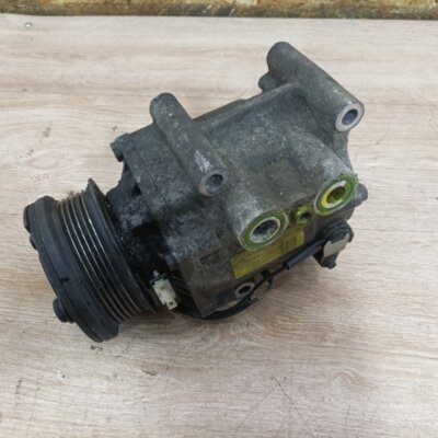 Компрессор кондиционера Ford Focus 1 2004 EYDB - изображение 2