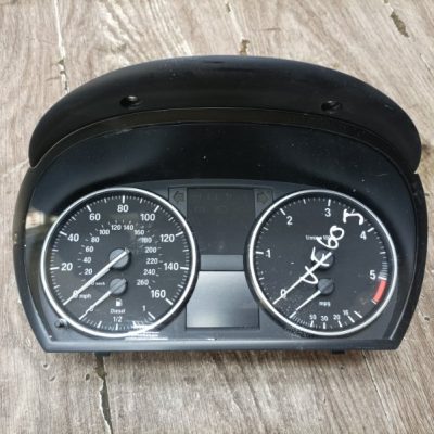 Щиток приборов BMW 3-series (E90) 2011 N47D20U1 седан