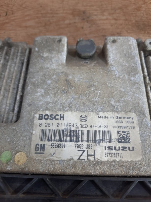 Блок управления двигателем Opel Astra H 2005 Z17DTH хетчбэк 5-ти дв - изображение 3