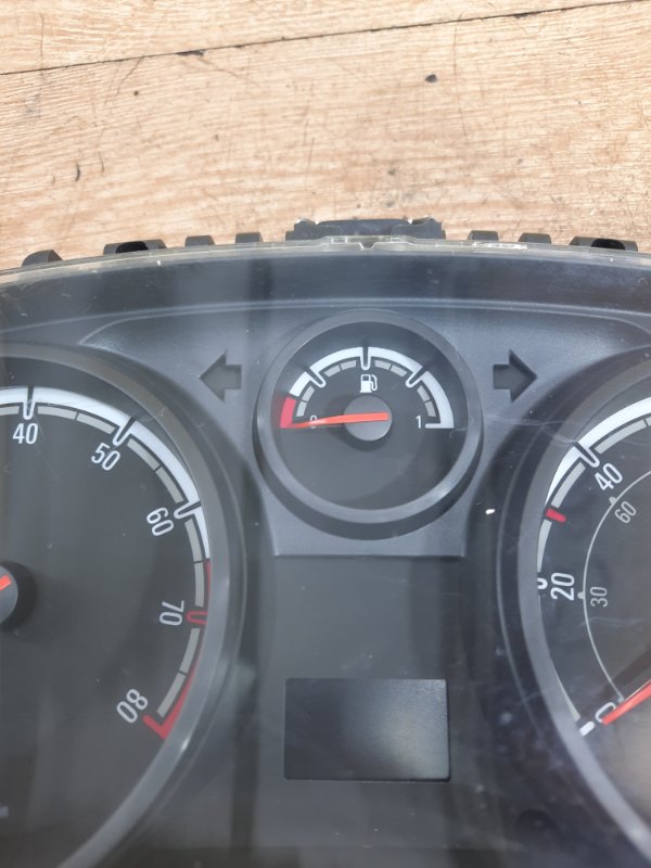 Панель приборов Opel Corsa D 2011 хетчбэк 3-х дв. A12XER