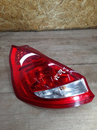 Фонарь Ford Fiesta 2009 SNJA хетчбэк 3дв., Задн., Лев.