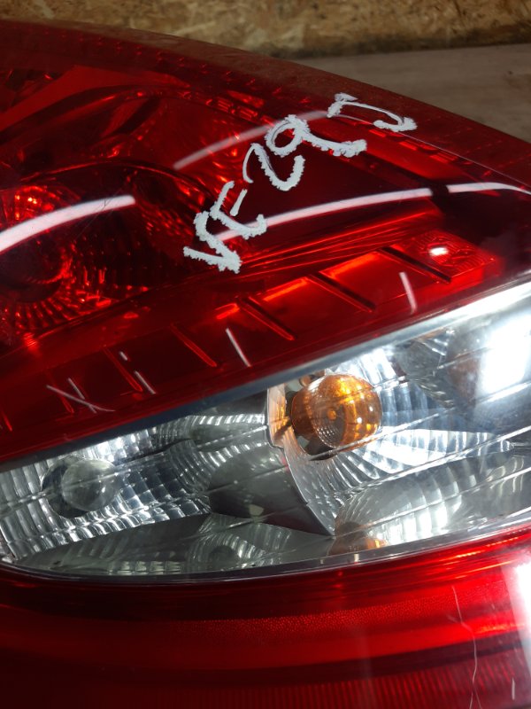 Фонарь Ford Fiesta 2009 SNJA хетчбэк 3дв., Задн., Лев. - изображение 3