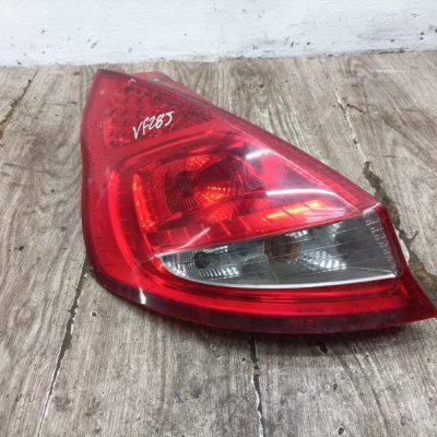 Фонарь Ford Fiesta 2009 SNJA хетчбэк 5дв., Задн., Лев. - изображение 2