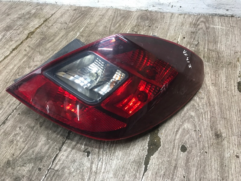 Фонарь Opel Corsa D 2009 Z12XEP 1.2 хетчбэк 5дв., Задн., Прав. - изображение 2