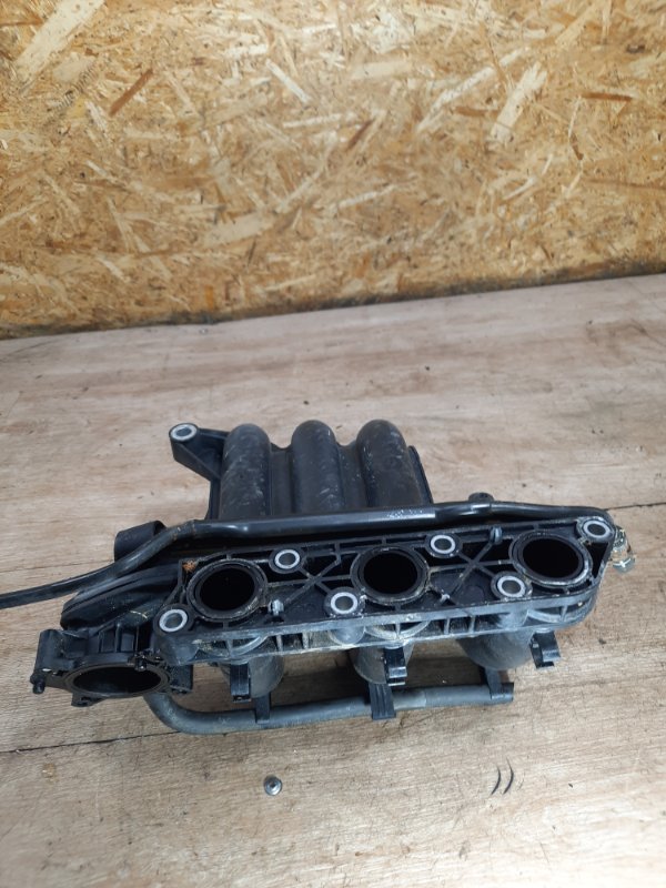 Коллектор впускной Volkswagen Fox 2007 BMD хетчбэк 3дв. — изображение 11