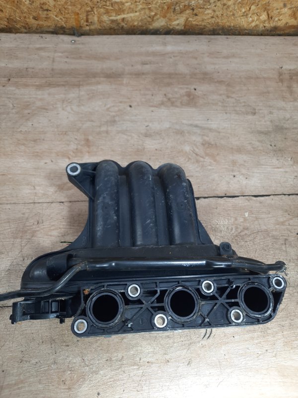 Коллектор впускной Volkswagen Fox 2007 BMD хетчбэк 3дв. — изображение 12