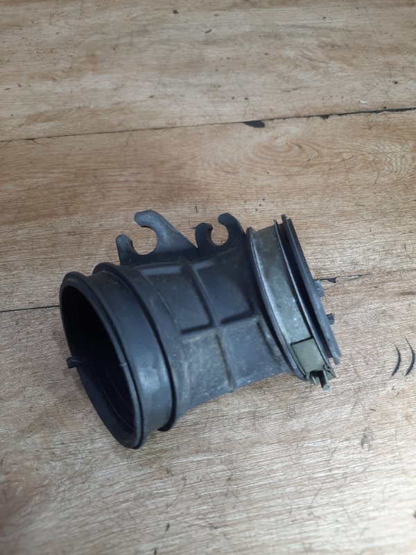 Воздуховод Honda Civic 2006 R18A2 хетчбэк 5дв. - изображение 1