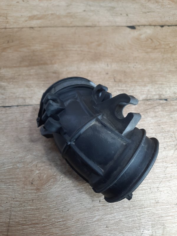 Воздуховод Honda Civic 2006 R18A2 хетчбэк 5дв. - изображение 7