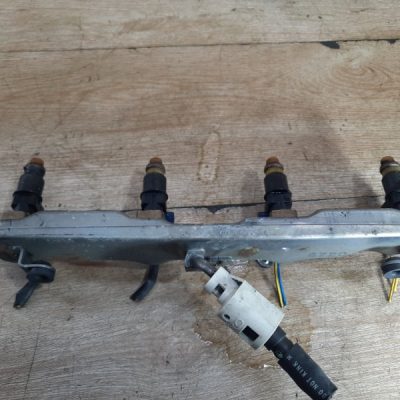 Топливная рампа Honda Civic 2006 R18A2 хетчбэк 5дв. - изображение 2