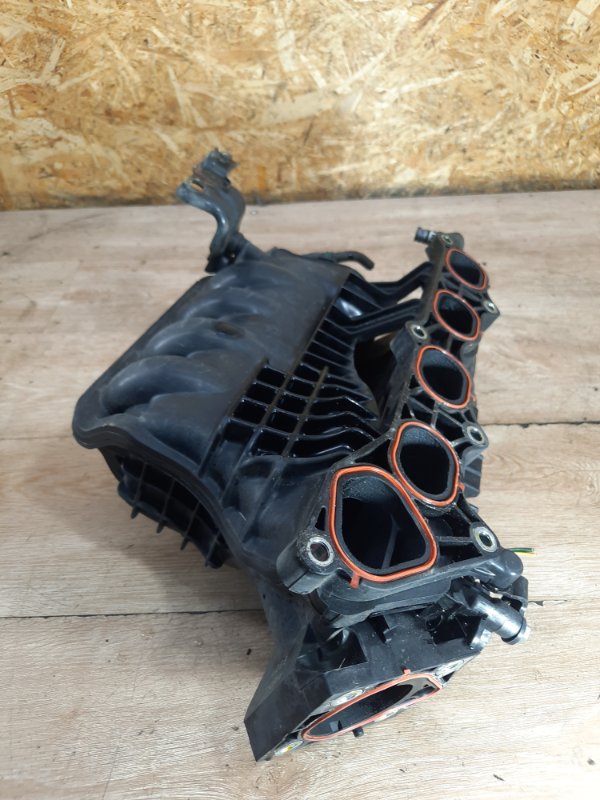 Коллектор впускной Honda Civic 2006 R18A2 хетчбэк 5дв. — изображение 5