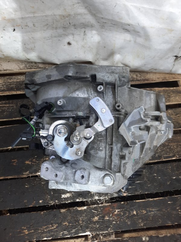 МКПП Opel Astra J 2015 универсал A20DTH 2.0