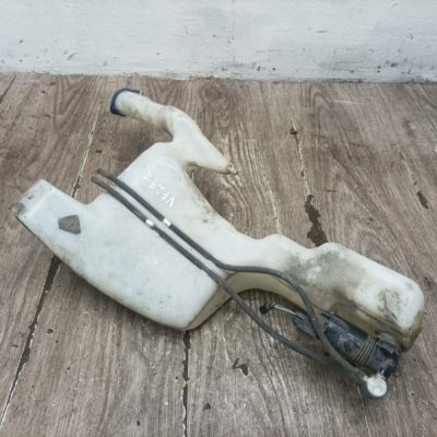Бачок омывателя Ford Fiesta 2009 SNJA хетчбэк 5дв. - изображение 3