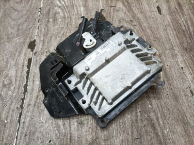 Блок управления двигателем Ford Fiesta 2009 SNJA хетчбэк 3дв.