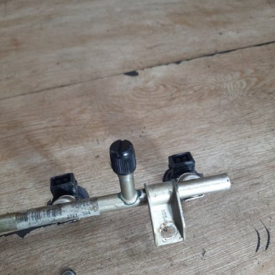 Топливная рампа Opel Zafira A 2004 минивен Z18XE 1.8 - изображение 2