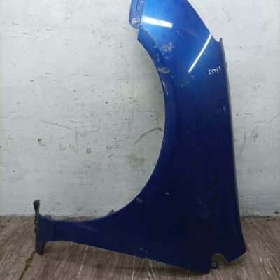 Крыло Honda Civic 2004 хетчбэк 5дв. D16V1 Перед. Лев. - изображение 1