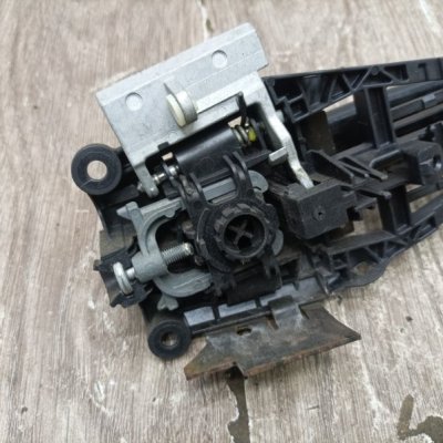 Ручка двери внешняя Opel Astra J 2015 универсал A20DTH 2.0 Перед. Лев. - изображение 3