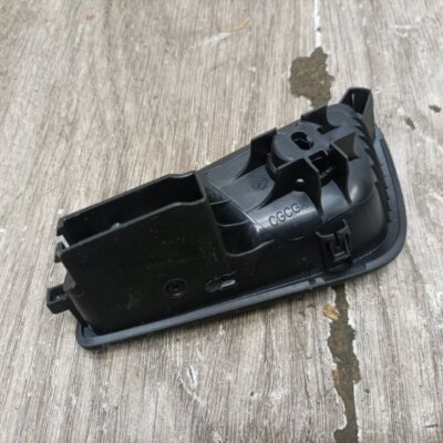Ручка двери внутренняя Ford Focus 3 2012 хетчбэк 5дв. T1DB Задн. Прав. - изображение 3