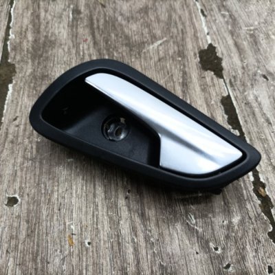Ручка двери внутренняя Ford Focus 3 2012 хетчбэк 5дв. T1DB Задн. Лев. - изображение 1