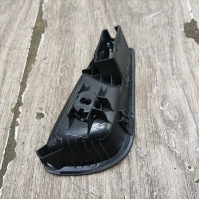 Ручка двери внутренняя Ford Focus 3 2012 хетчбэк 5дв. T1DB Задн. Лев. - изображение 3