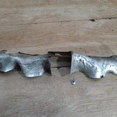 Тепловой экран выпускного коллектора Opel Corsa D 2014 A13DTC 1.3 хетчбэк 5дв. - изображение 2