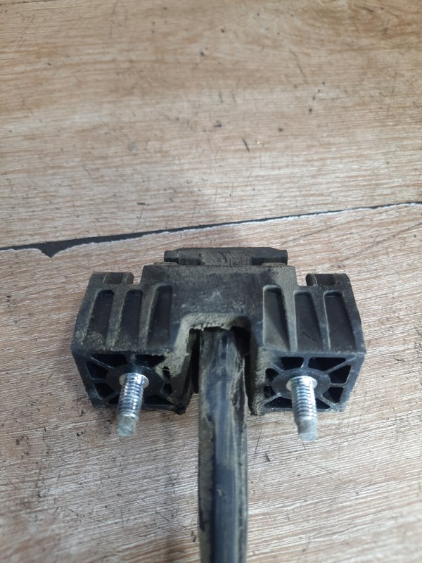 Ограничитель двери Opel Zafira B 2007 Z18XER Минивэн, Задн., Лев. - изображение 6